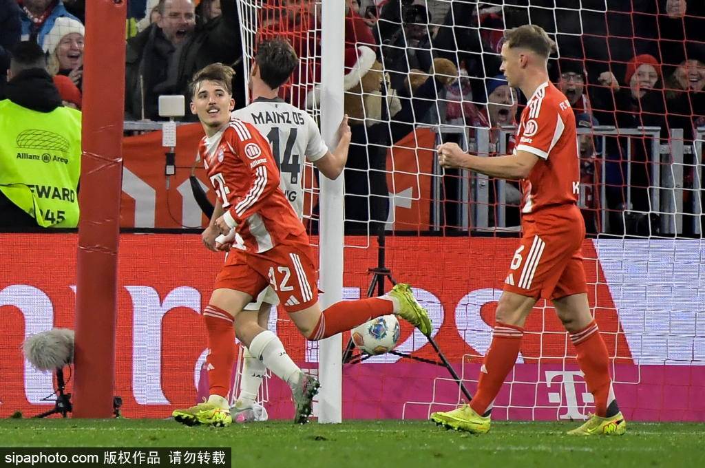 金玟哉坚定留队：拜仁的未来与三冠王梦